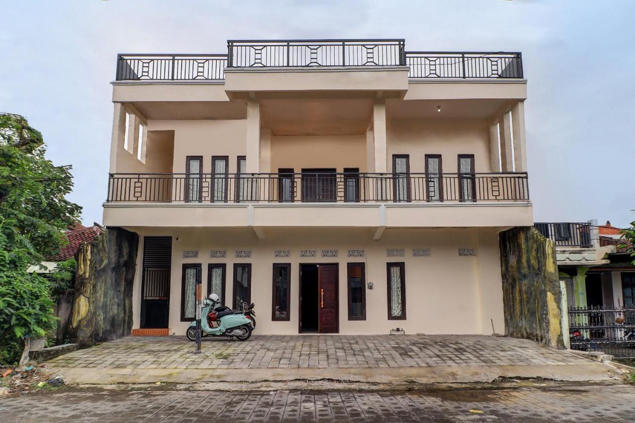 Oyo 91864 Holistic Stay Jimbaran Zewnętrze zdjęcie